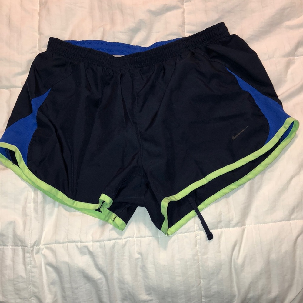 Running shorts